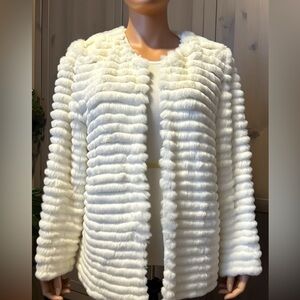Elegant White Fur Coat- Maison D’Angelann